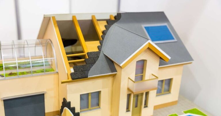 Diagram showing BUR vs modified bitumen roofing systems for flat roofs