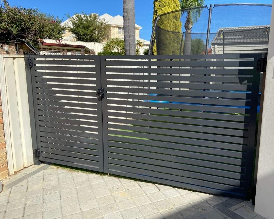 fence contractor South Florida