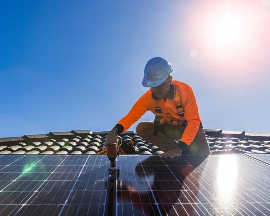 solar energy contractor South Florida